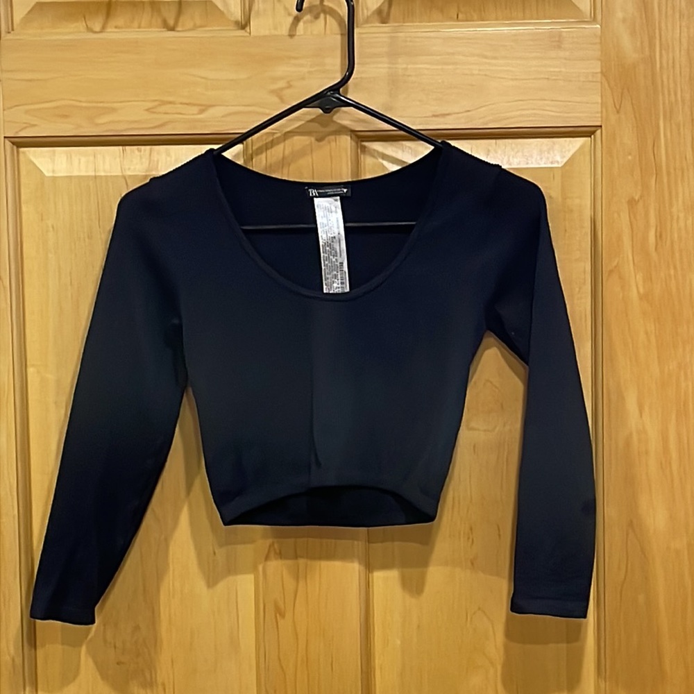 Zara black ribbed stretch crop top scoop neck size M